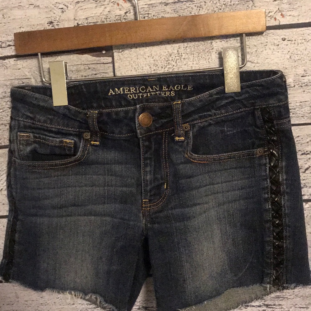 American eagle shorts size 6